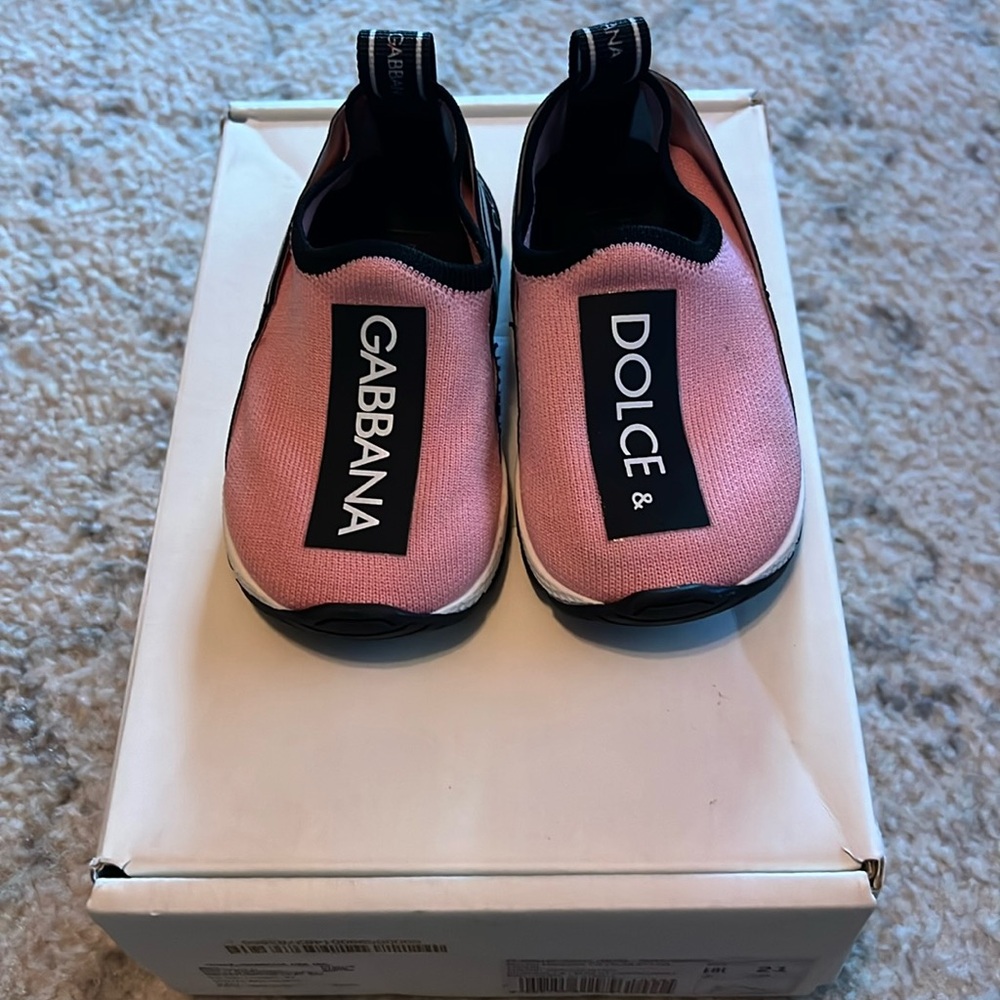 Dolce & Gabbana pink slip on side 21